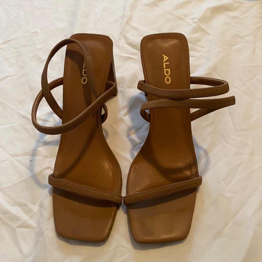 ALDO nude heel
